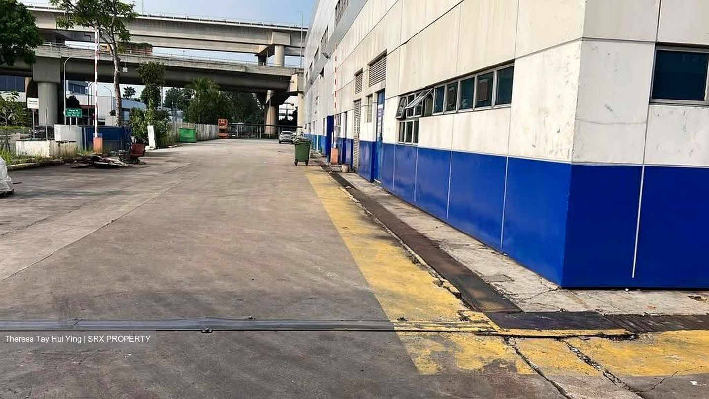 Tuas South Avenue 5 (D22), Factory #608706221